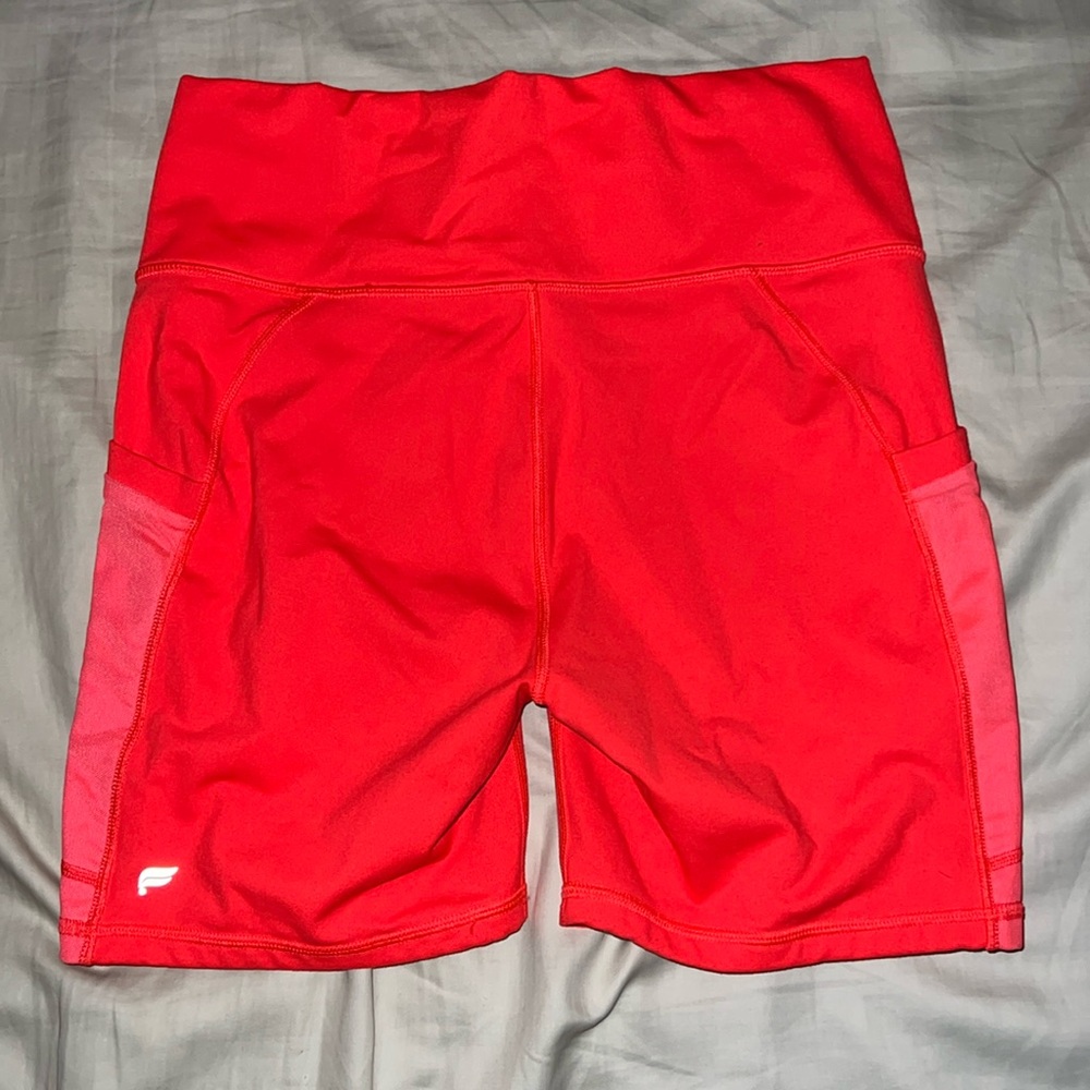 Fabletics Powerhold athletic short size M in neon